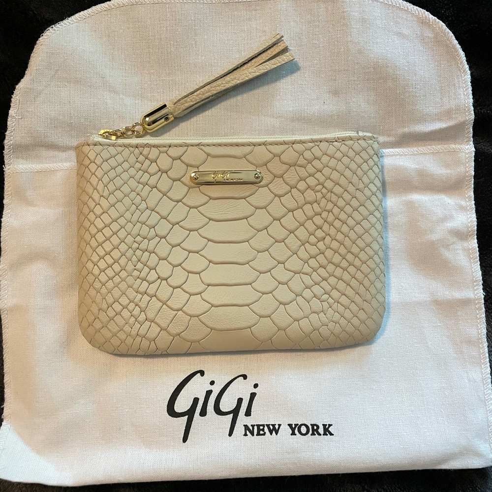 NWOT GiGi New York coin purse